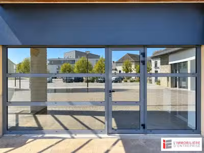 A louer local commercial de 77m² centre d'Acigné