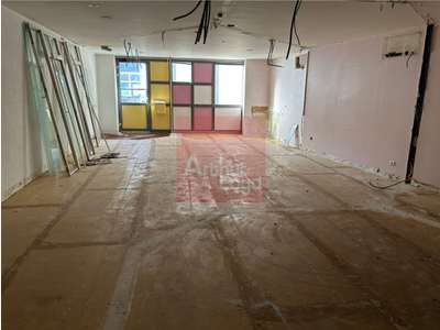 A louer local commercial 103.8m² à Agen centre