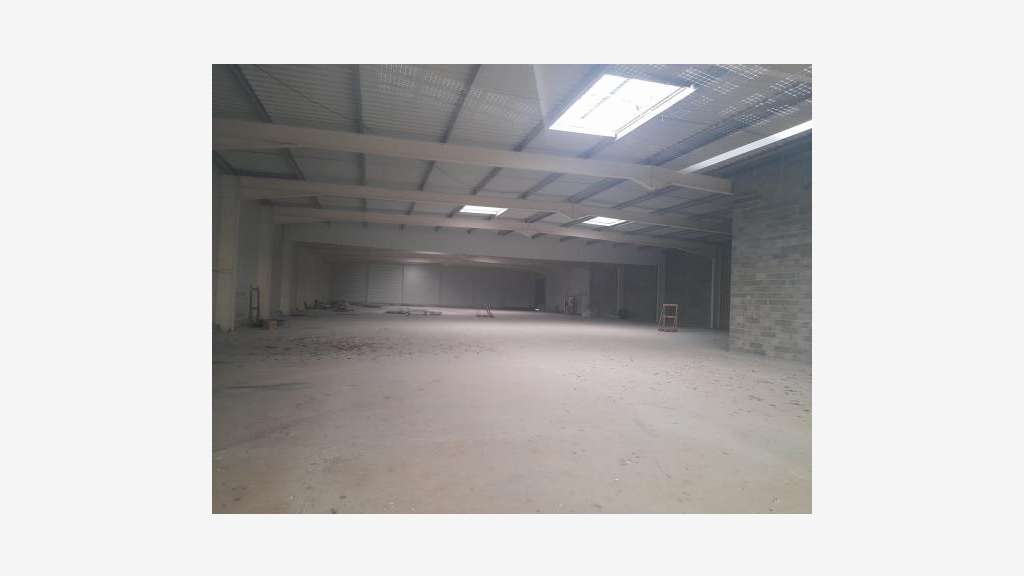 A louer boutique de 1564m² à Agen