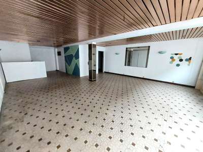 A louer local commercial bureaux de 74m² à Agen