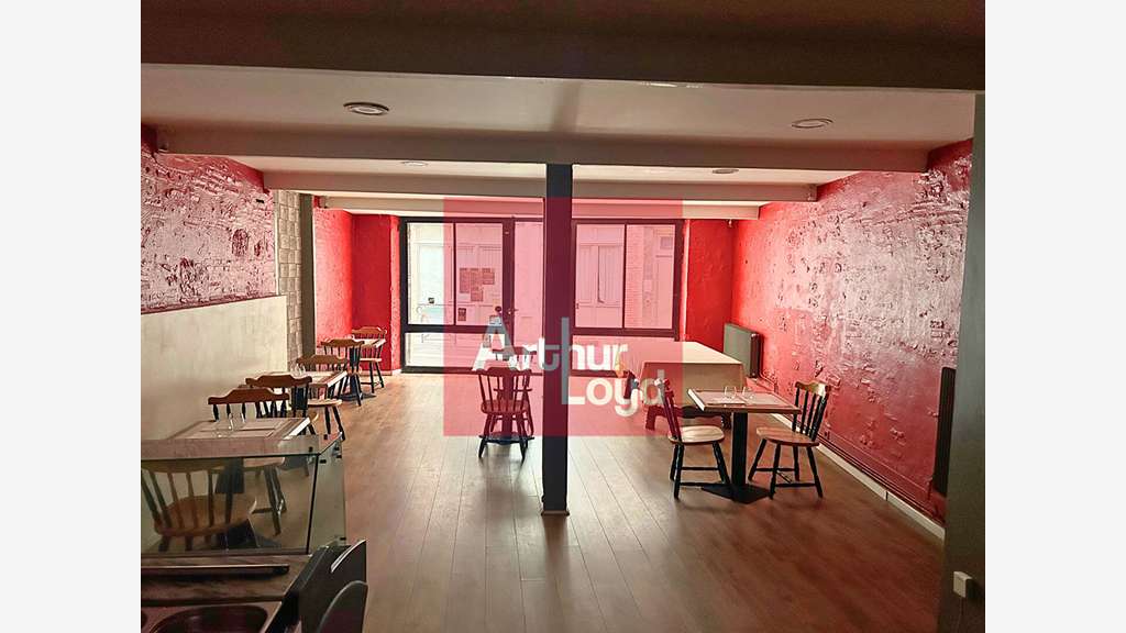 Local 130m² à louer idéal restauration à Agen