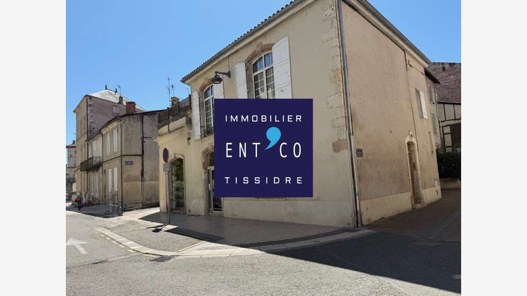 A louer local commercial lumineux de 160m² à Agen