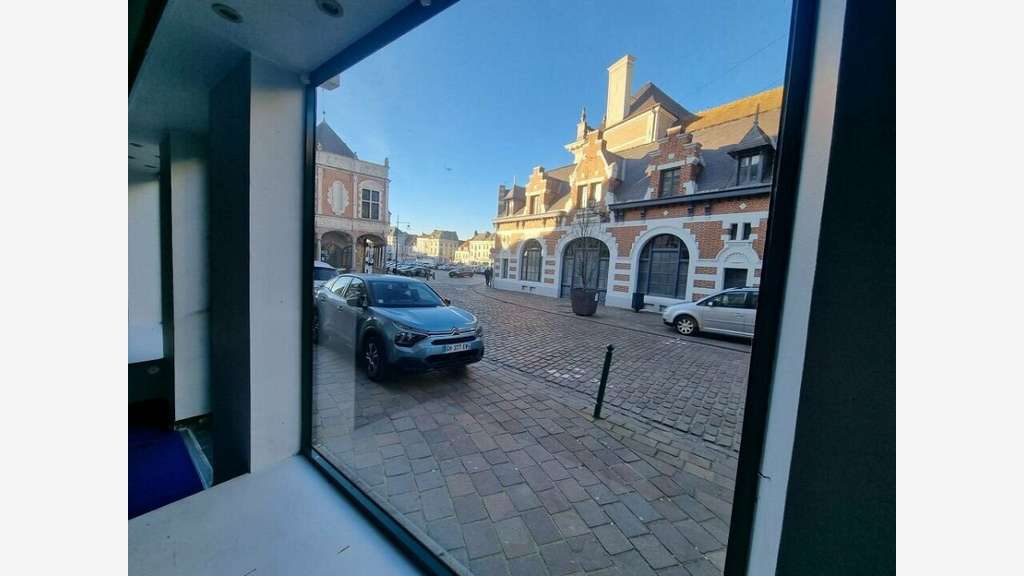 A louer local commercial de 150m² Aire sur la Lys