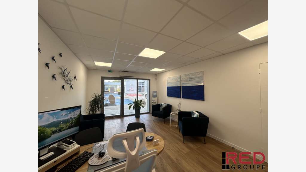 A louer locaux commerciaux 56m² au Tholonet
