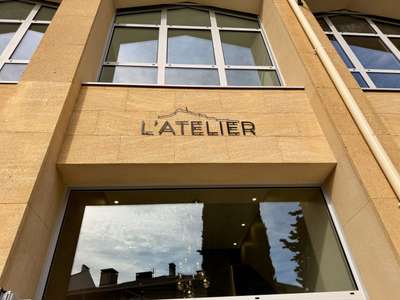 Location Locaux commerciaux - Boutiques à Aix-en-Provence