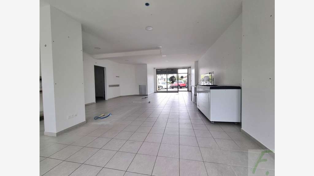 À louer local 89m² proche centre-ville d'Aix
