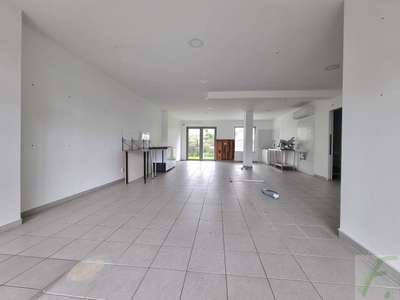 À louer local 89m² proche centre-ville d'Aix
