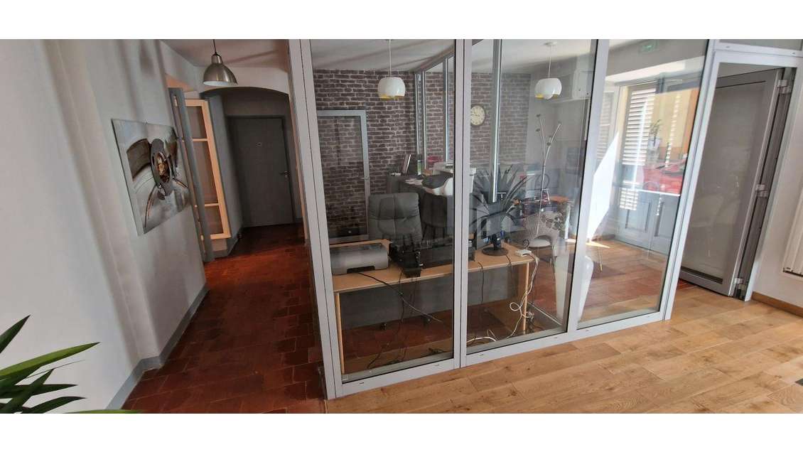 A louer local commercial 75m² centre ville Ajaccio