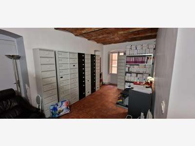A louer local commercial 75m² centre ville Ajaccio