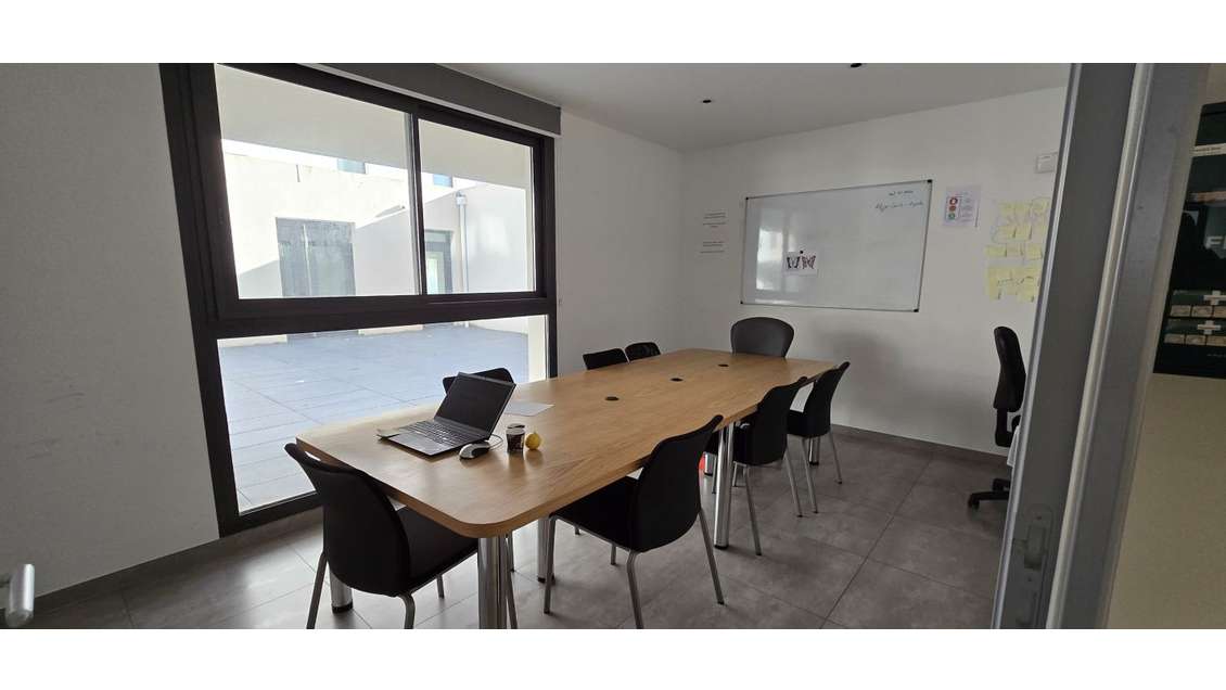 Local commercial 80m² sur la rocade d'Ajaccio