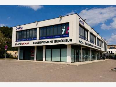 Loue local commercial de 345m² à Ajaccio Mezzavia