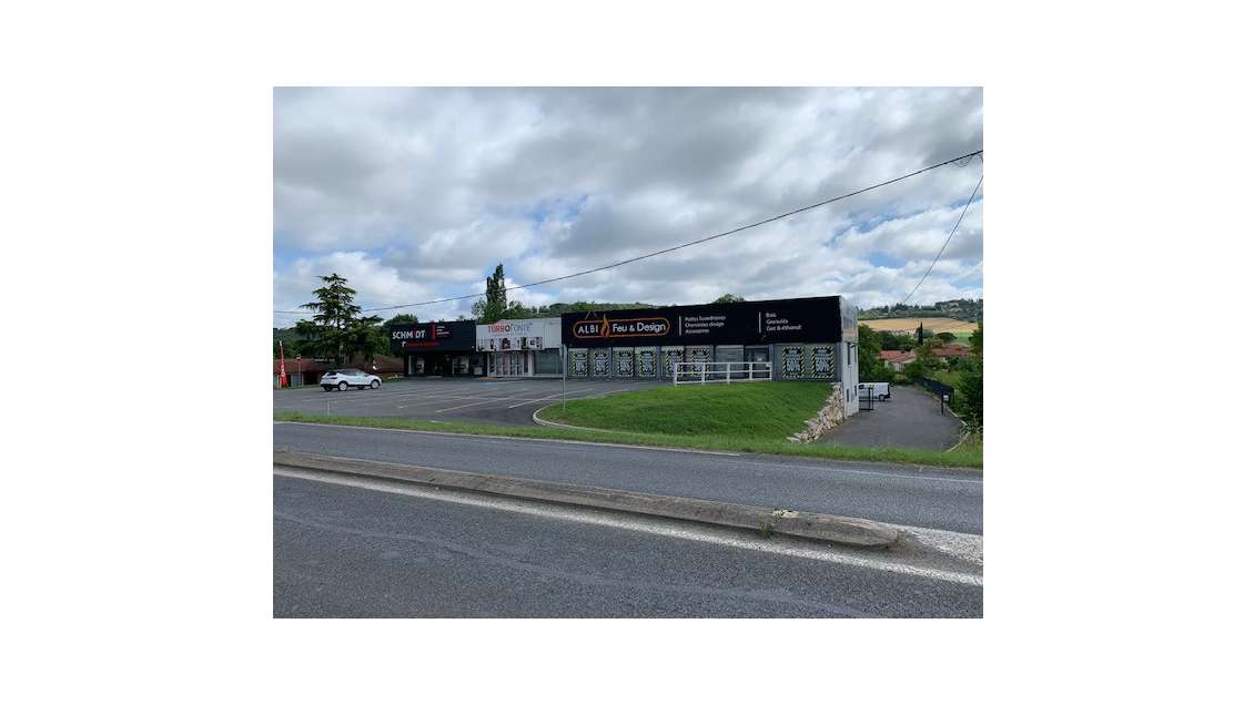 A louer local commercial de 500m² à Albi sud