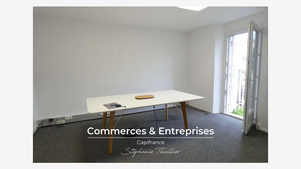 Local commercial 96m² à louer à Allauch