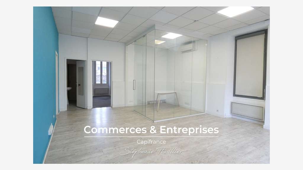 Local commercial 96m² à louer à Allauch