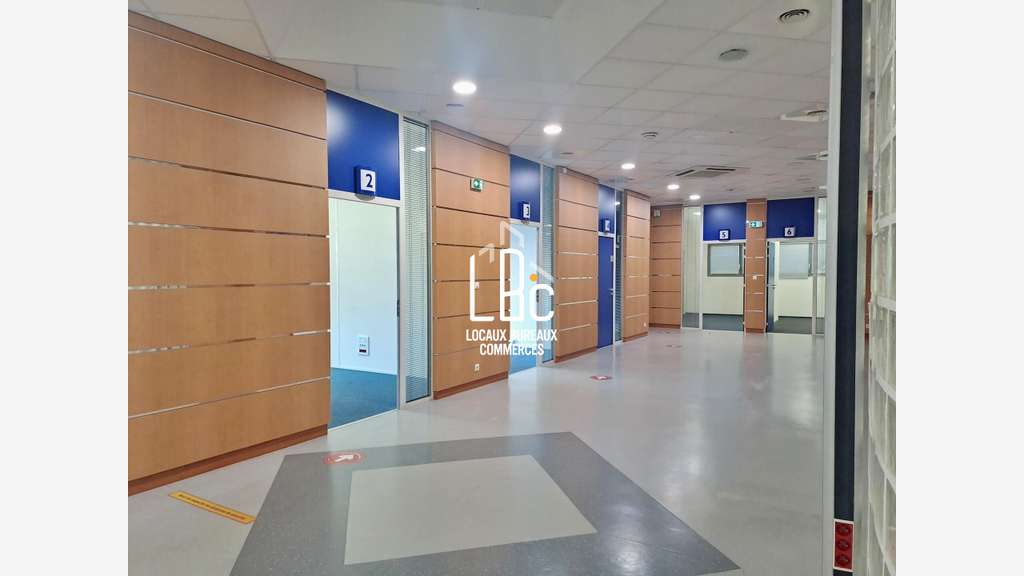 Loue local commercial 250m² à Ancenis secteur gare