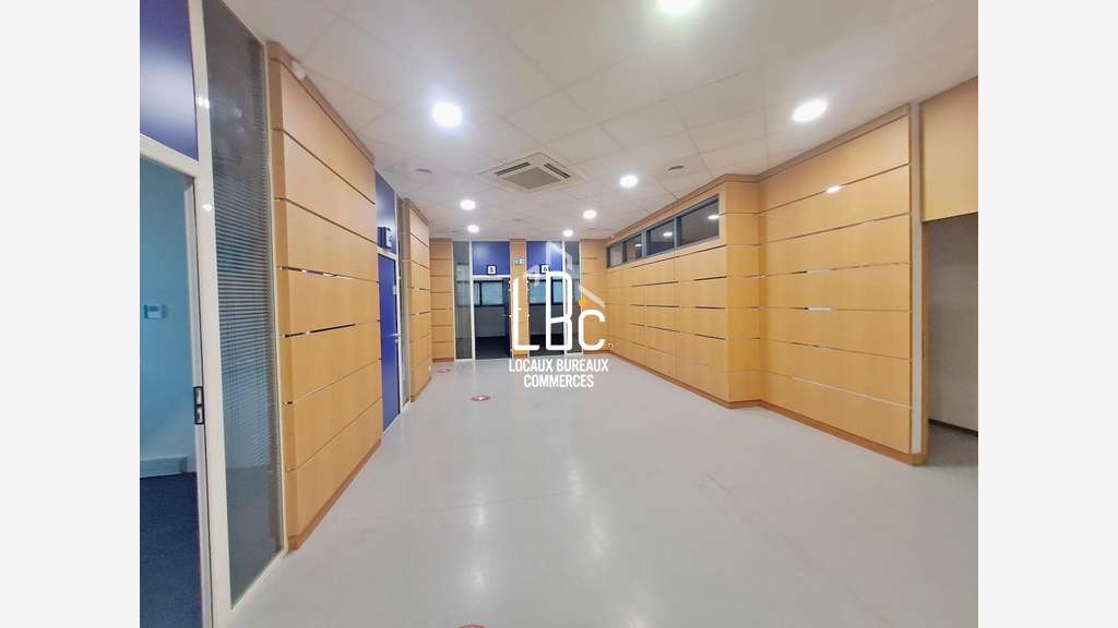 Loue local commercial 250m² à Ancenis secteur gare