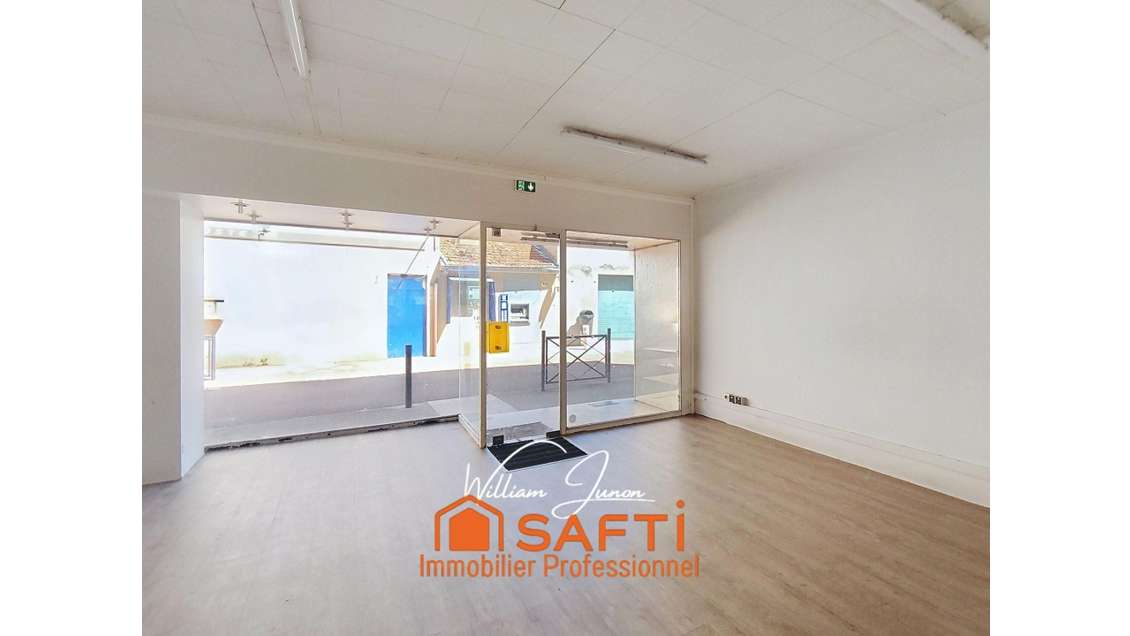 A louer local commercial 44m² à Andrézieux centre