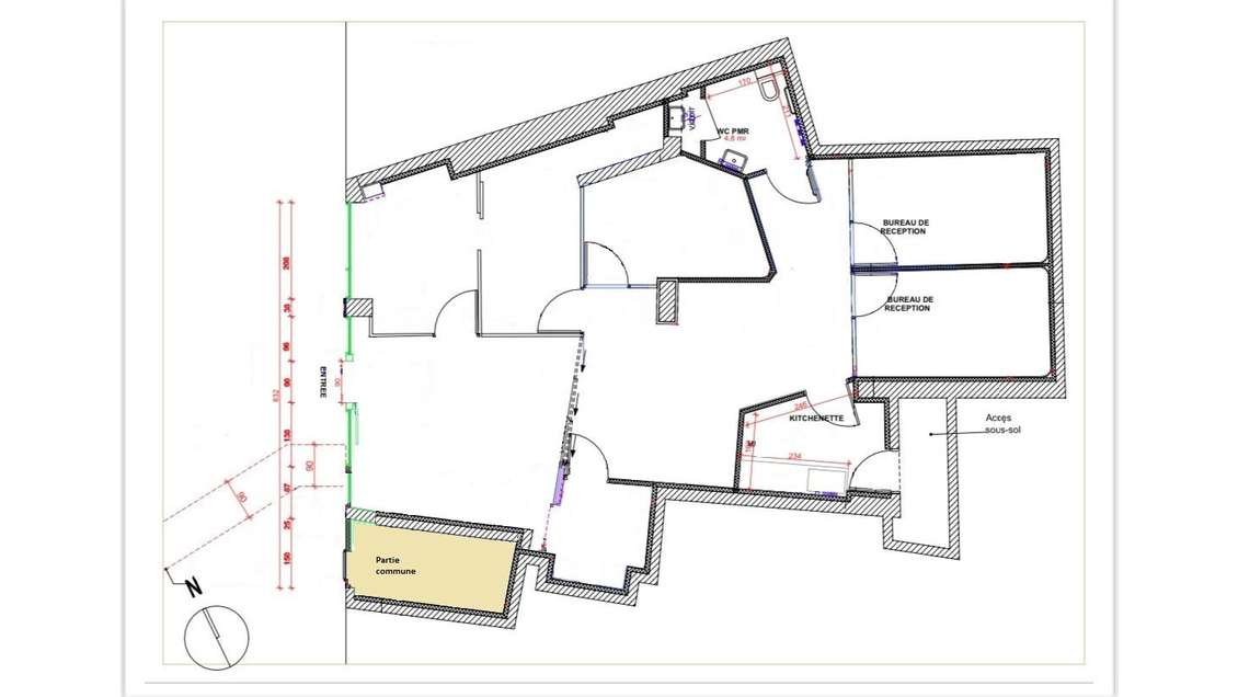 Local 107m² en parfait état à louer à Beaufort