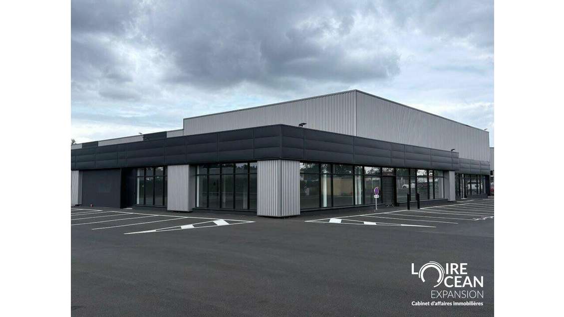 Location local d'activité 658m² à Beaucouzé RD 523