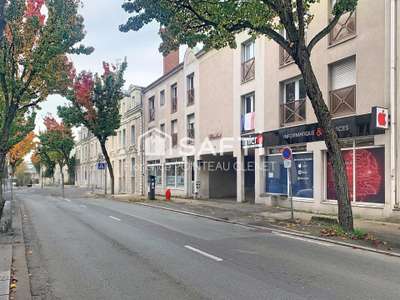 A loue local commercial 65m² Rue Rabelais à Angers