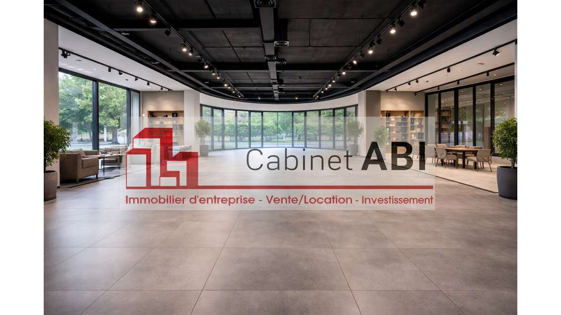 Loue local commercial de 1180m² en zc Angers Ouest