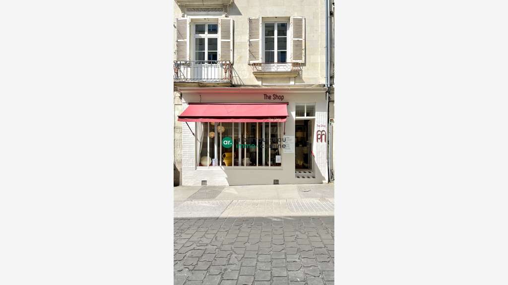 Local commercial 28m² à louer à Angers centre