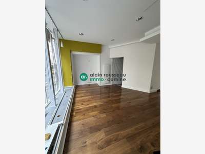 Local commercial 28m² à louer à Angers centre