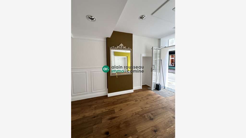 Local commercial 28m² à louer à Angers centre