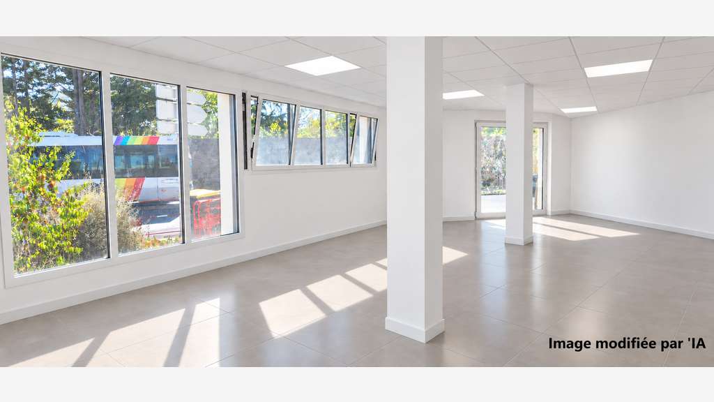 Local commercial neuf de 86m² à louer à Angers