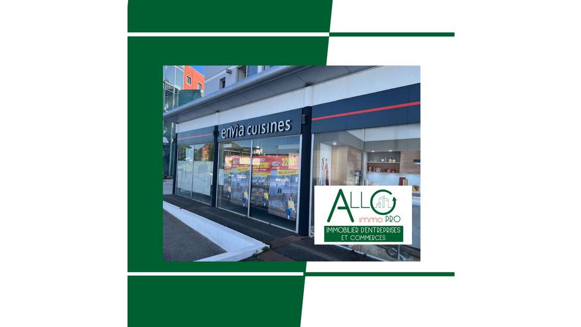 A louer local commercial 280m² empl prime à Anglet