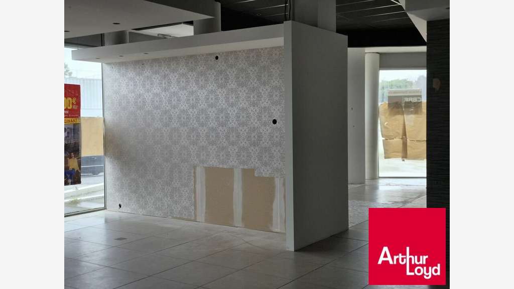 Local visuel N°1 sur grand axe proche BAB2 Anglet