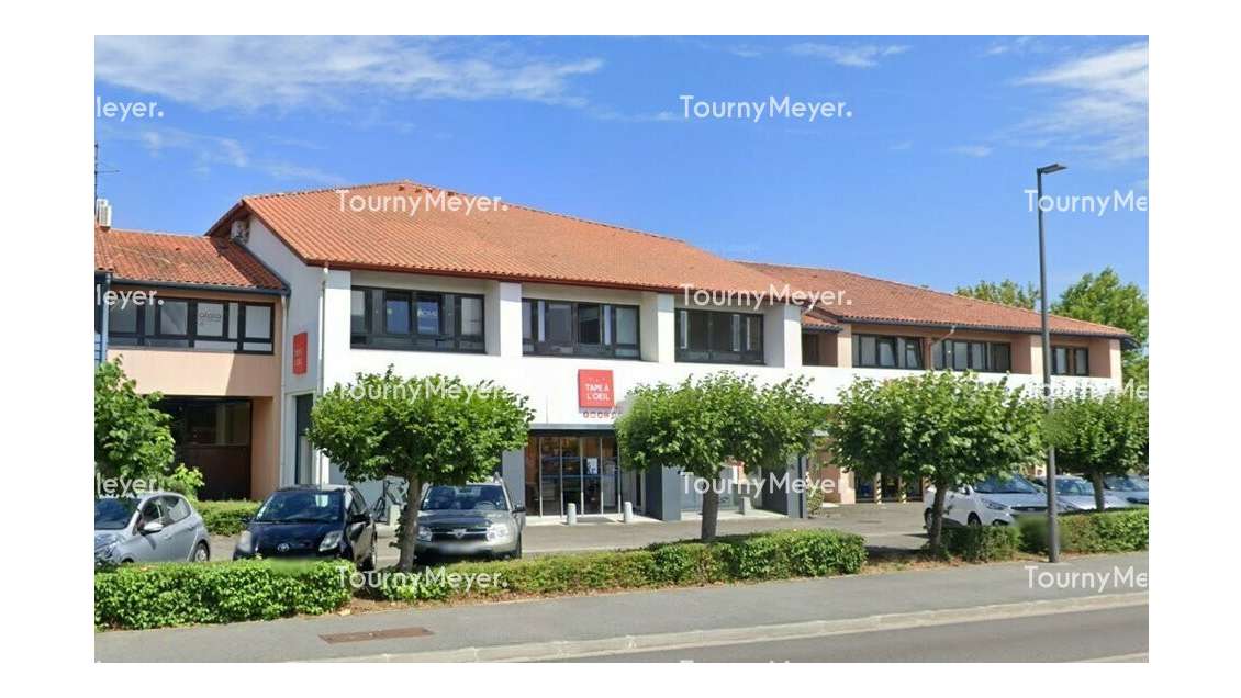 Local de 527m² à louer à Anglet BAB2