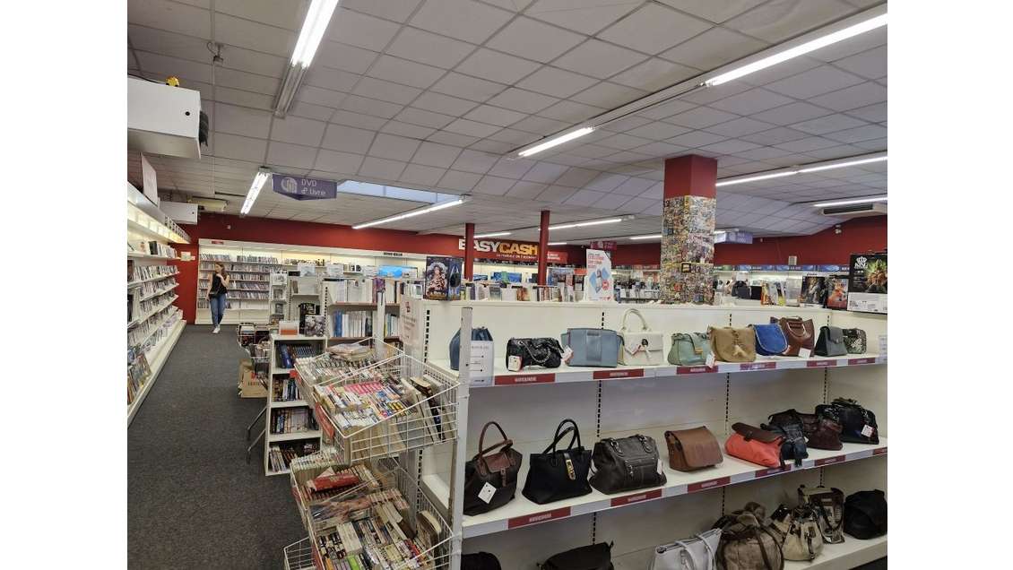 Très belle surface commerciale 500m² à Angoulême