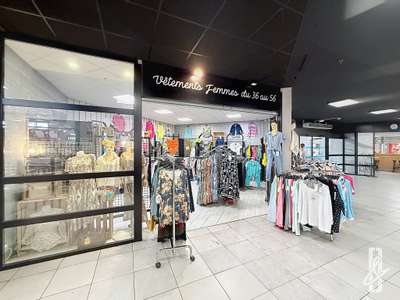 Location Locaux commerciaux - Boutiques à Angoulême