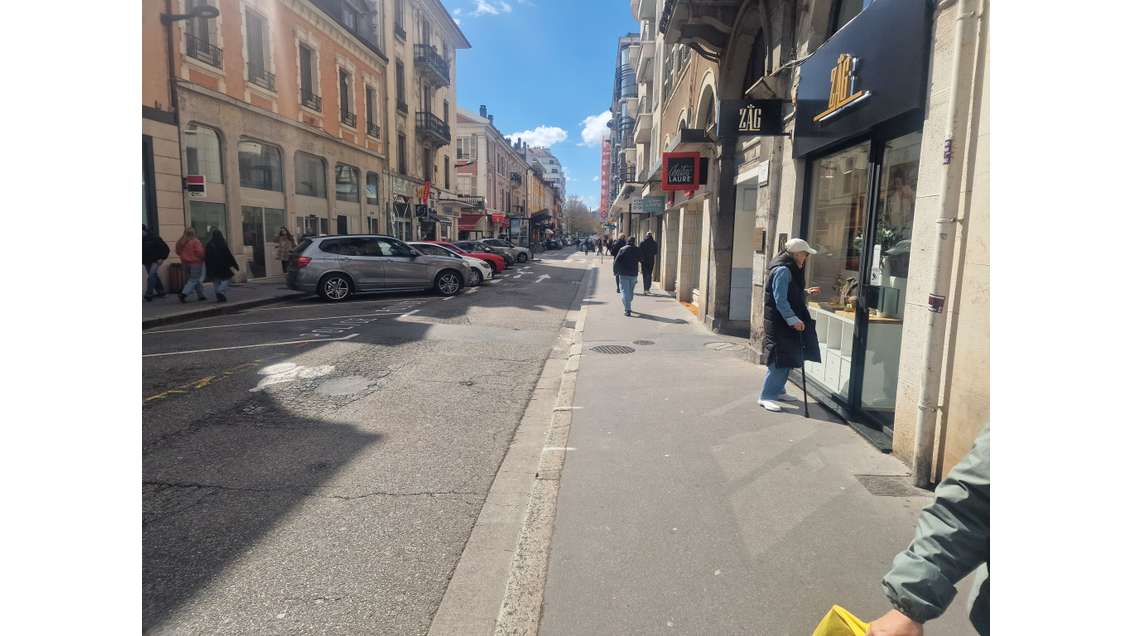 A louer local commercial à Annecy l'hyper centre