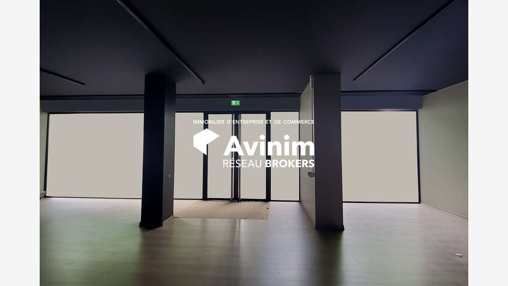 Local commercial 395m² - Annecy Centre-Ville