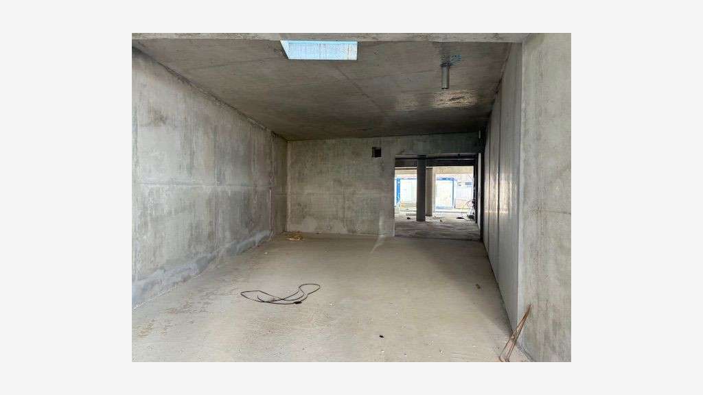 Local commercial 175m² à louer en RDC à Annemasse