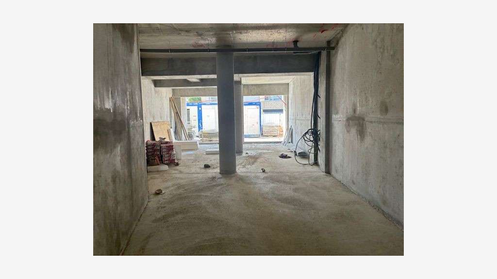 A louer local commercial de 158m² en RDC Annemasse