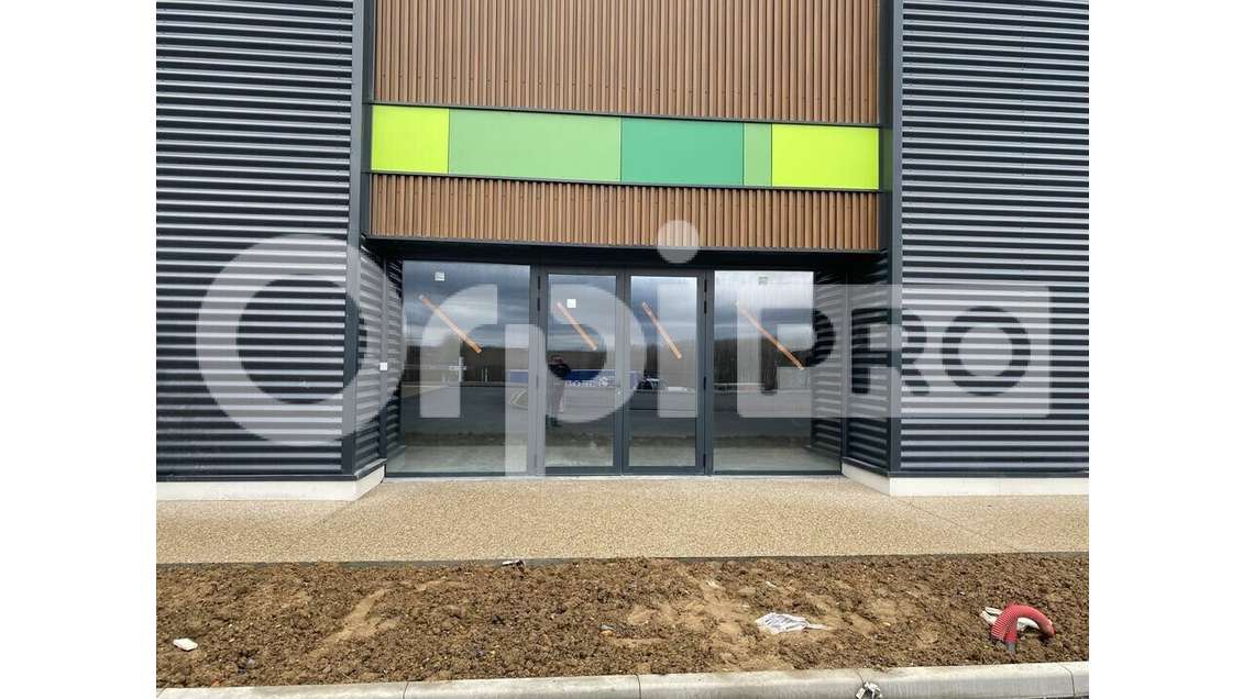 Local commercial 475m² à louer à Anse/Villefranche