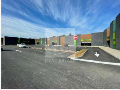 Local commercial 410m² à louer à Anse