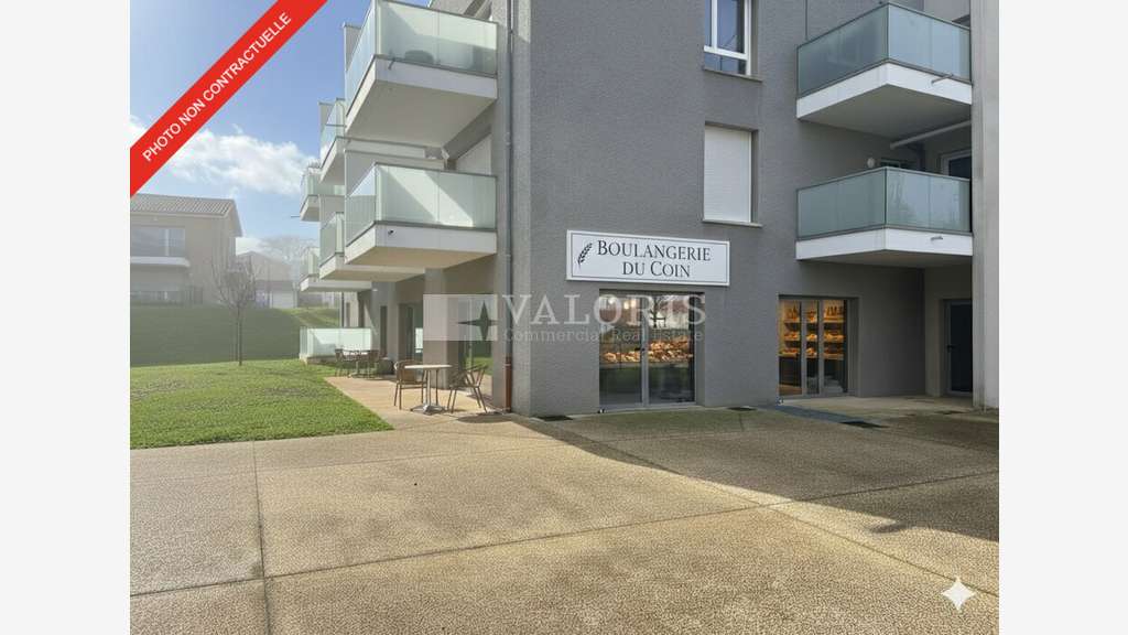 À louer local commercial 128m² à Anse