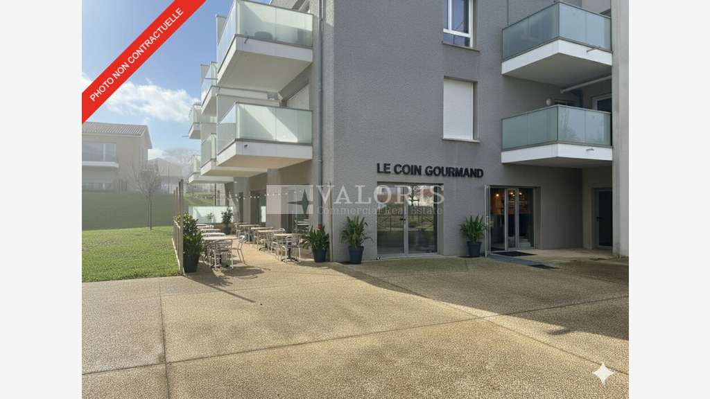 À louer local commercial 128m² à Anse