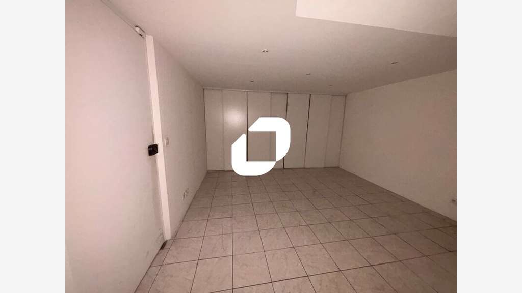 A louer Local commercial 90m² Antony