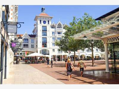 Local commercial 87m² à louer à Arcachon centre