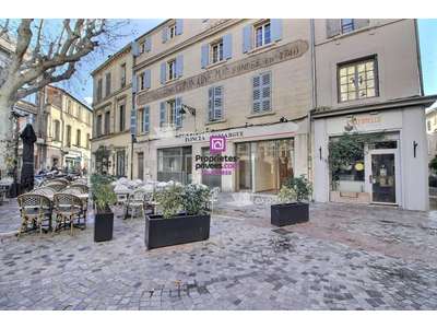 Location Locaux commerciaux - Boutiques à Arles