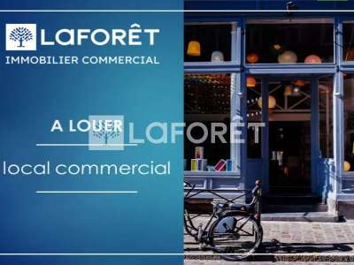 Location local commercial 90m² au centre d' Arles 