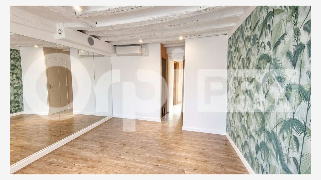 Local commercial 30m² à louer à Arpajon centre
