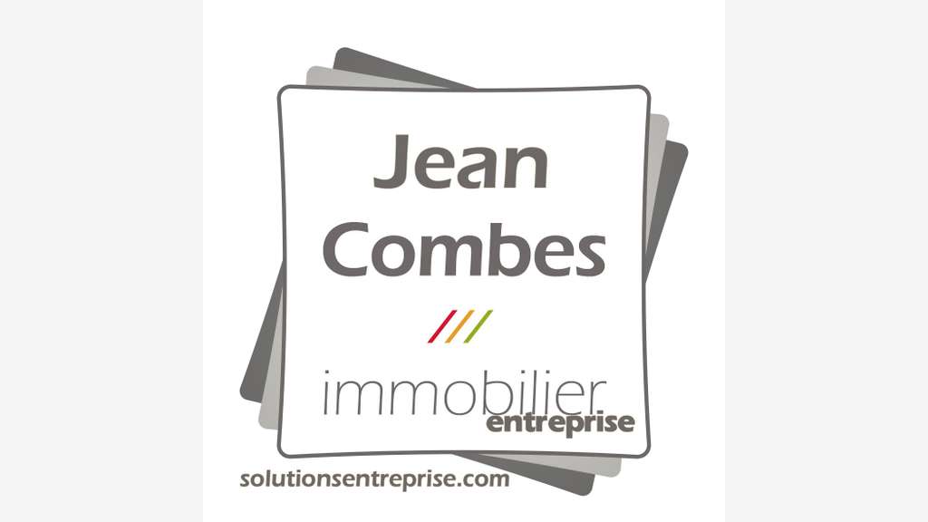 A louer local commercial 124m² à Arpajon sur Cère