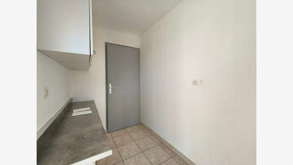 Local d'activité 43m² à louer Arques Jules Guesde