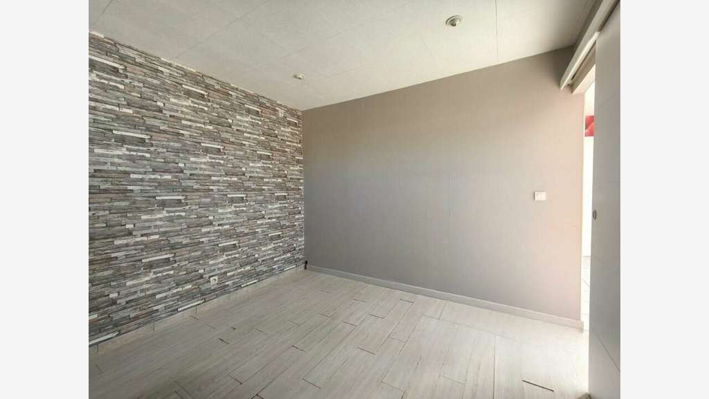 Local d'activité 43m² à louer Arques Jules Guesde